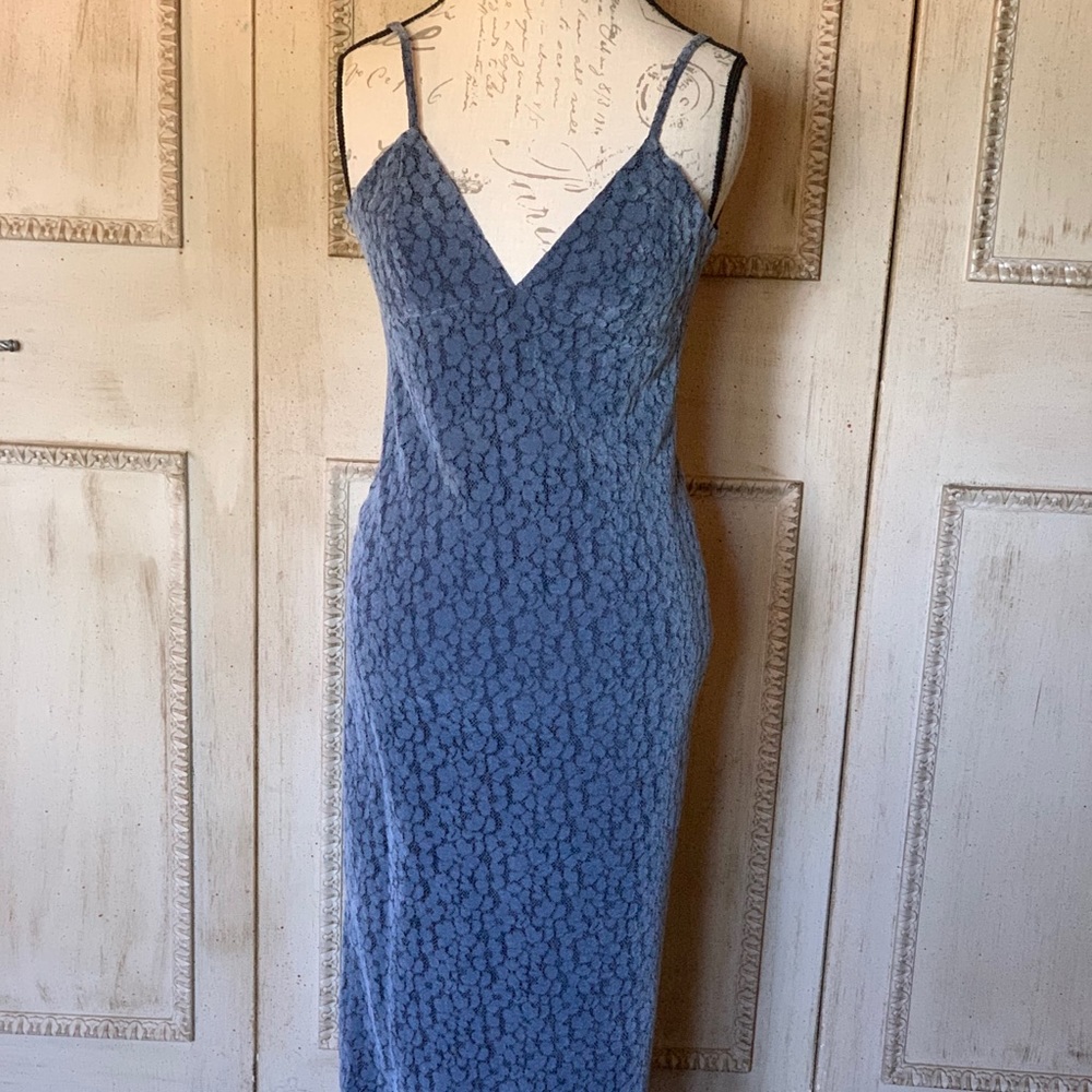 Related Apparel navy lace maxi dress - Picture 2 of 7